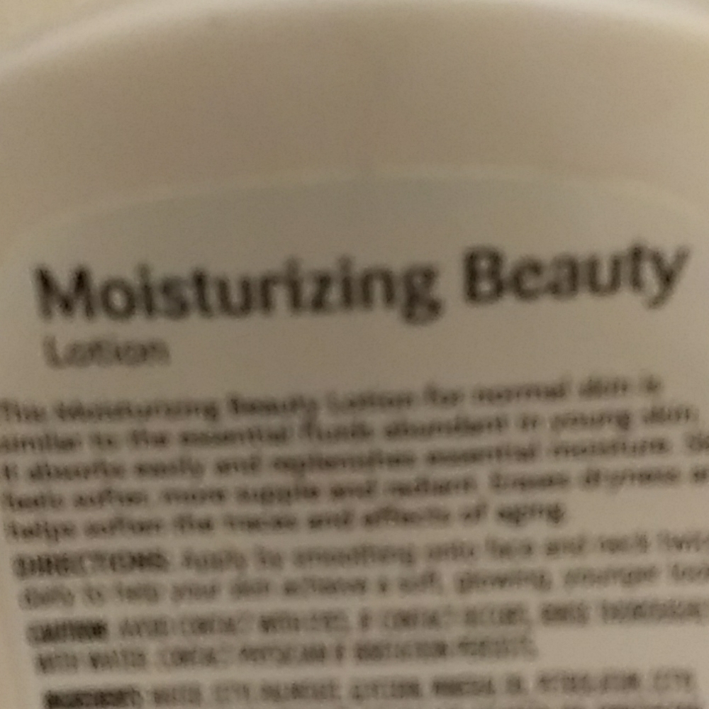 Lotion - Picture 3 of 4